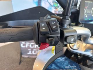 CF-Moto 800 MT Touring inklusive Koffersystem